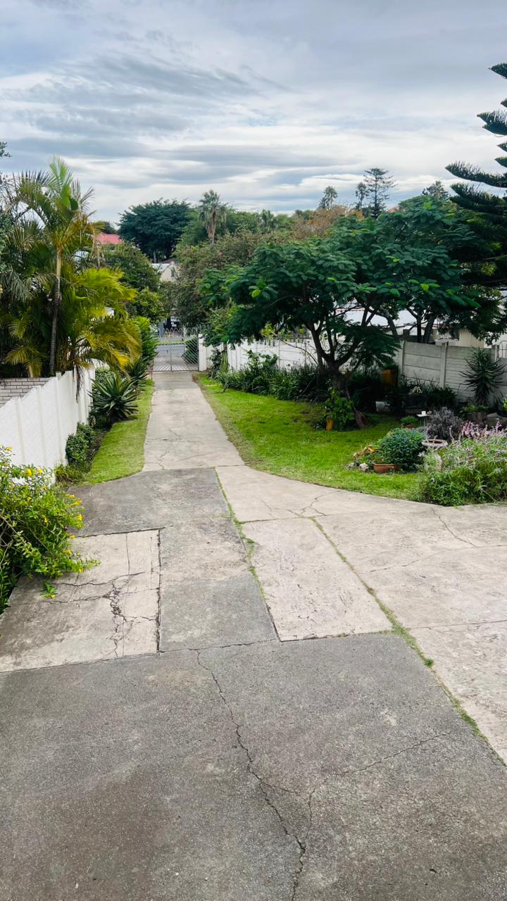 4 Bedroom Property for Sale in Berea Eastern Cape